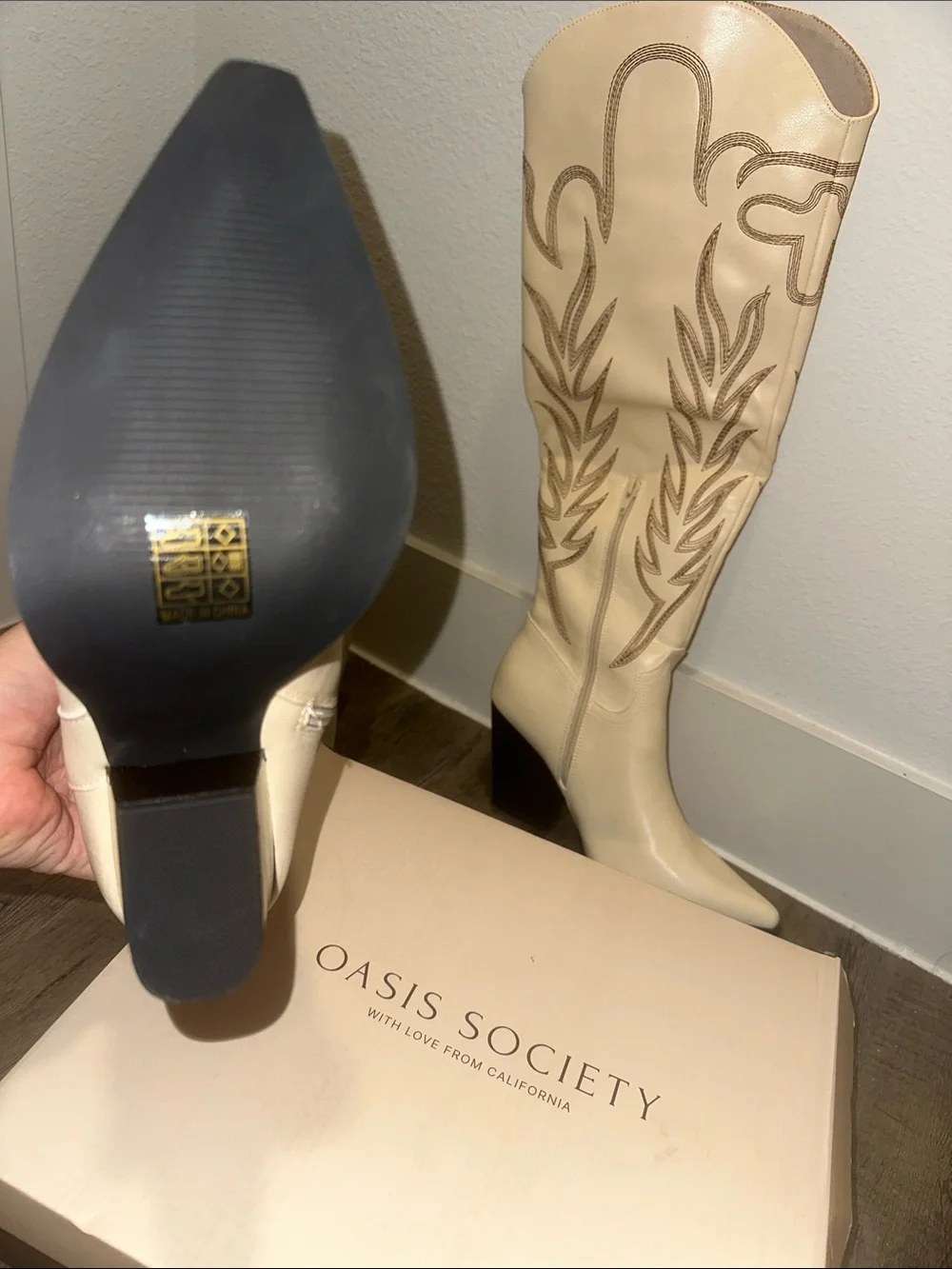 Oasis Society | Bronco Cowgirl Boot | Cream Embroidered Over-the-Knee never worn